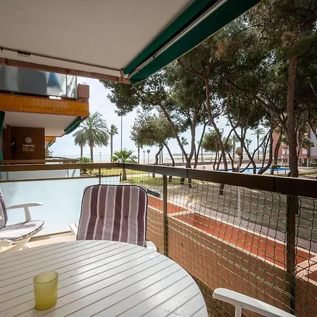 At103 Pins Beachfront Complex, View Appartement