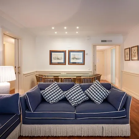 At103 Pins Beachfront Complex, View * Torredembarra